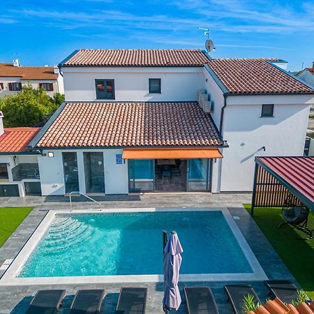 Villa Paradise Медулин Экстерьер фото